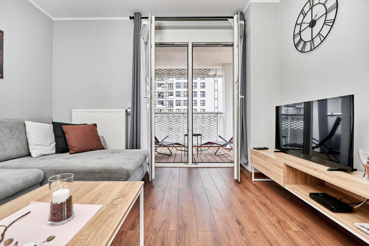 Apartment Wroclaw Sikorskiego With Free Garage By Renters Prestige Eksteriør billede