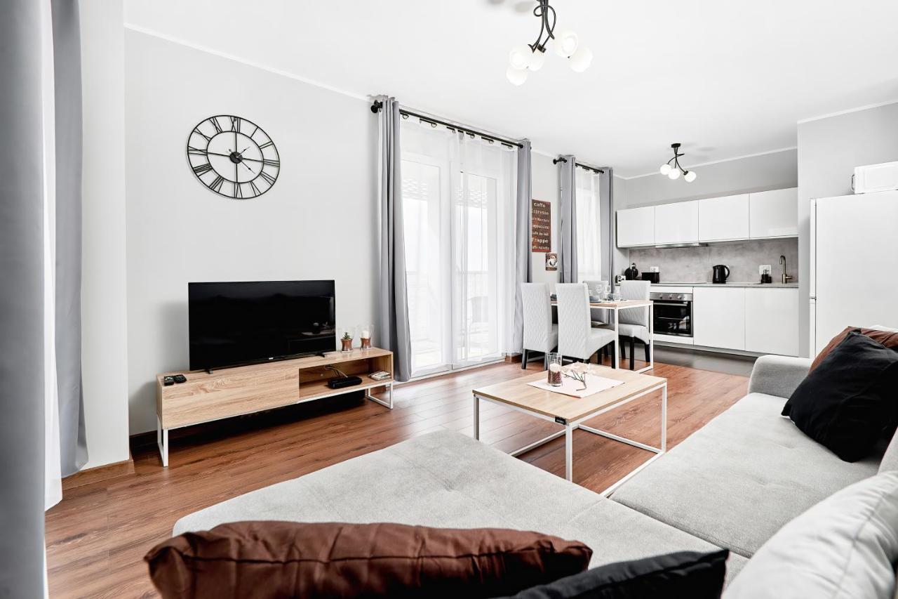 Apartment Wroclaw Sikorskiego With Free Garage By Renters Prestige Eksteriør billede