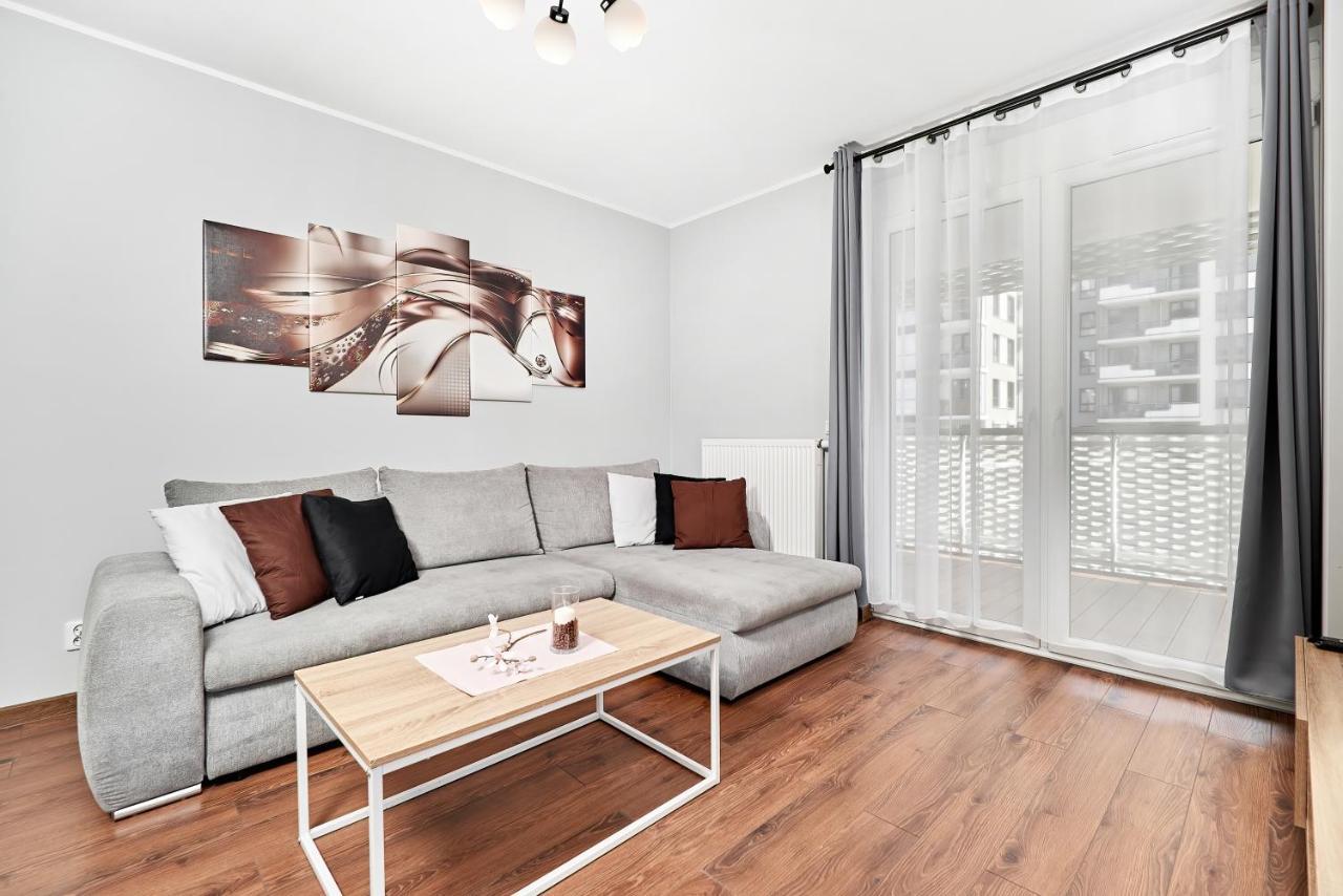 Apartment Wroclaw Sikorskiego With Free Garage By Renters Prestige Eksteriør billede