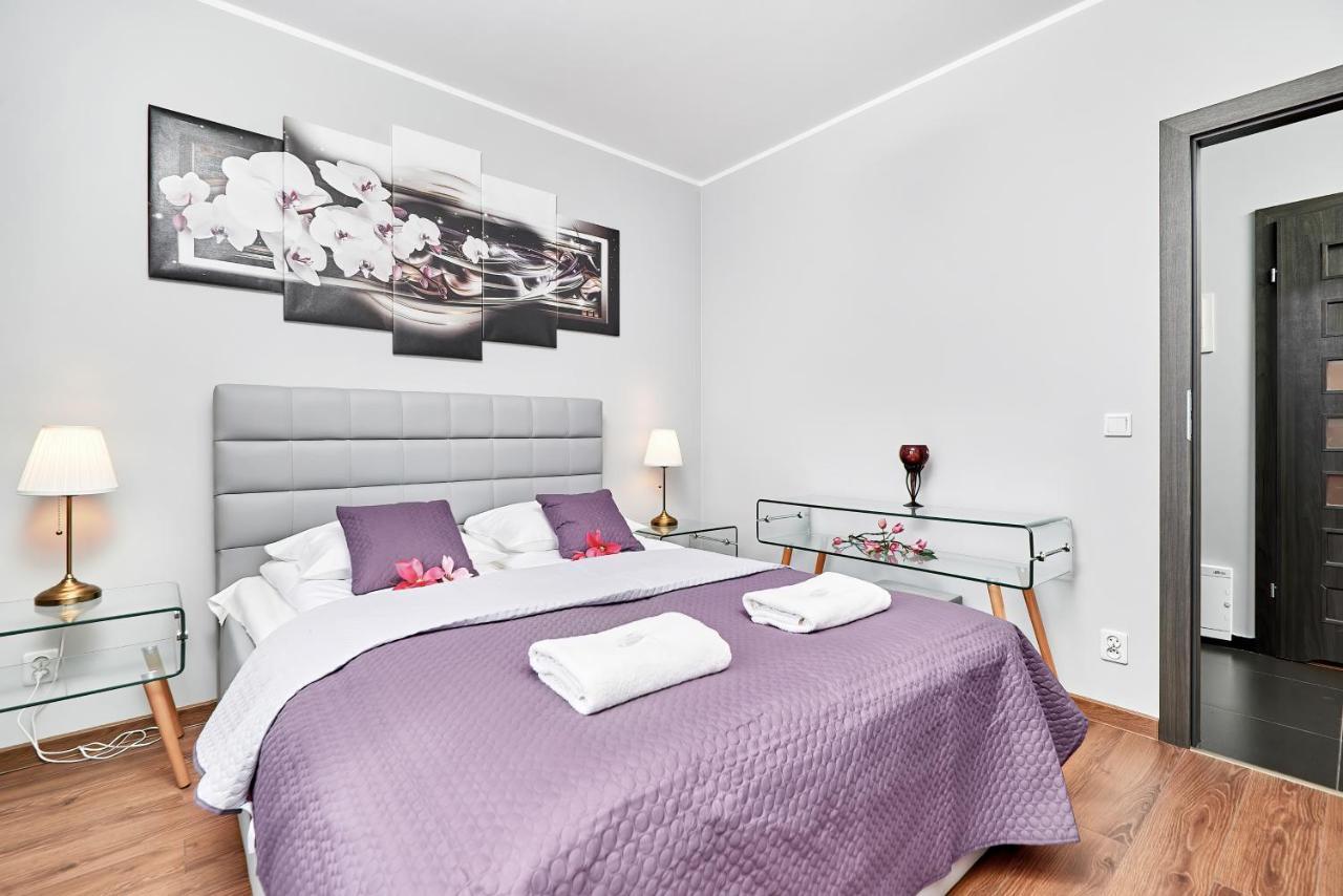 Apartment Wroclaw Sikorskiego With Free Garage By Renters Prestige Eksteriør billede