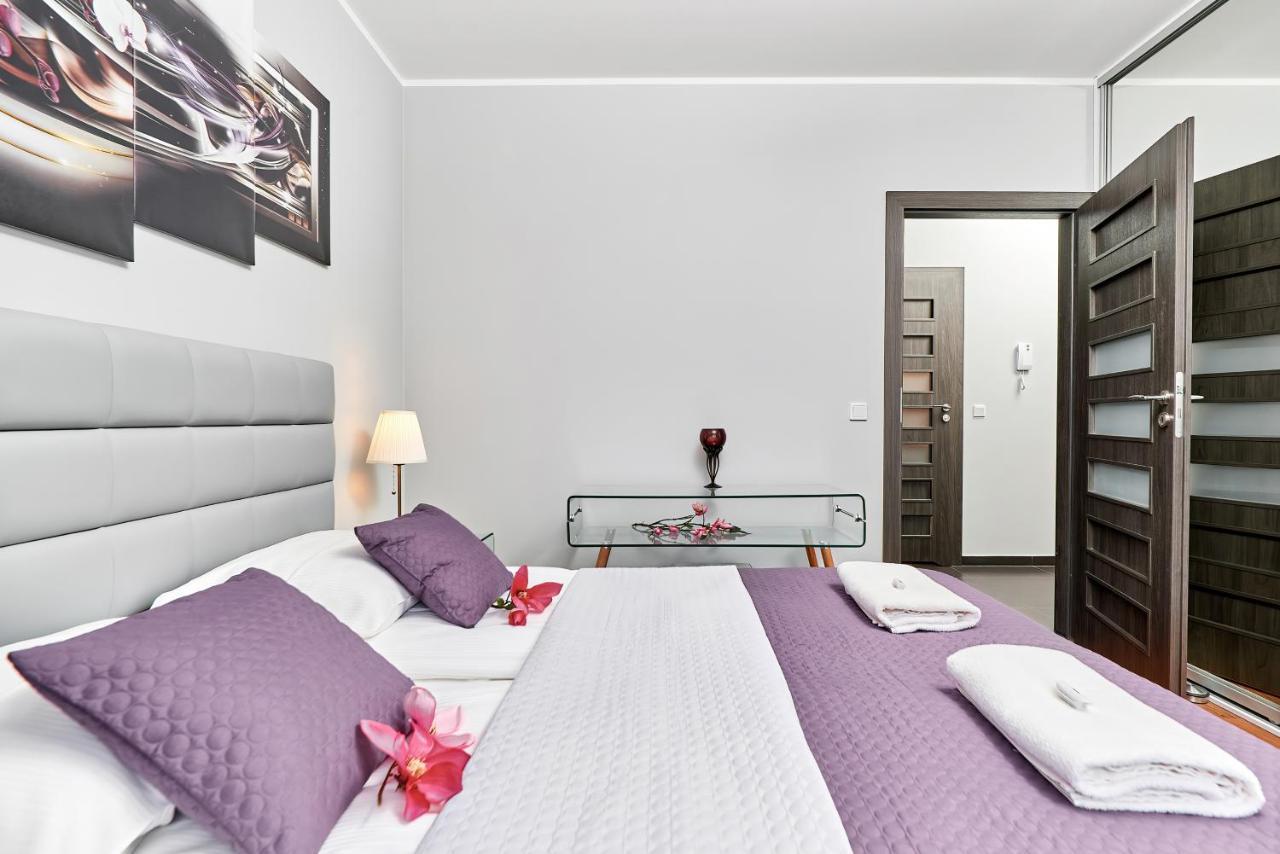 Apartment Wroclaw Sikorskiego With Free Garage By Renters Prestige Eksteriør billede