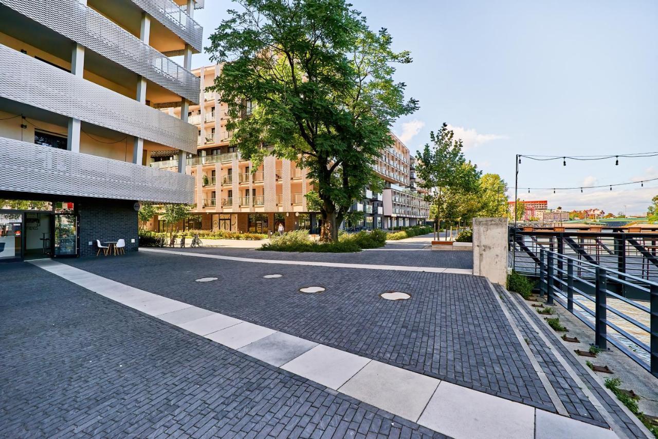 Apartment Wroclaw Sikorskiego With Free Garage By Renters Prestige Eksteriør billede