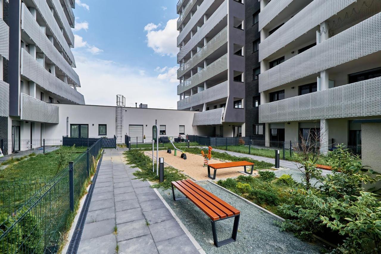 Apartment Wroclaw Sikorskiego With Free Garage By Renters Prestige Eksteriør billede