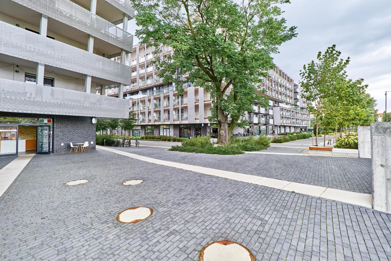 Apartment Wroclaw Sikorskiego With Free Garage By Renters Prestige Eksteriør billede