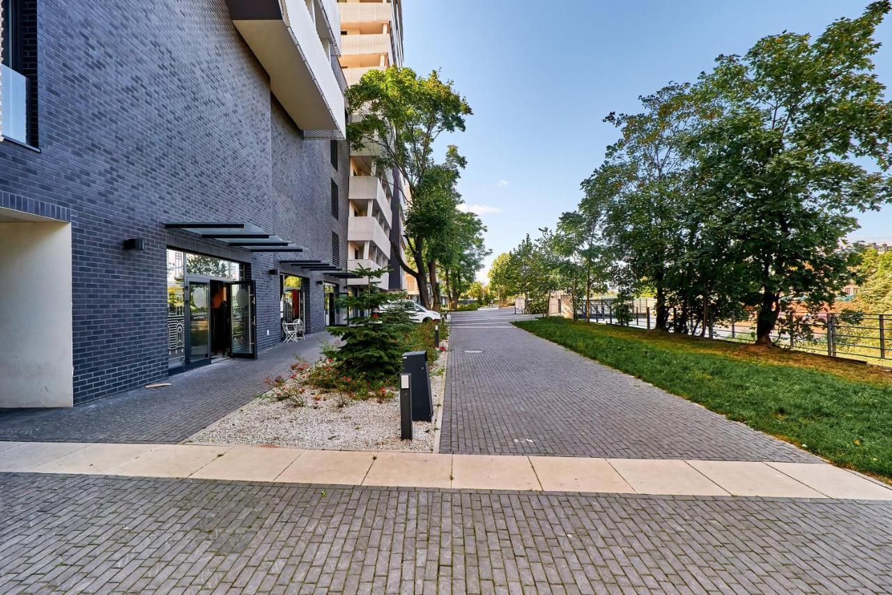 Apartment Wroclaw Sikorskiego With Free Garage By Renters Prestige Eksteriør billede